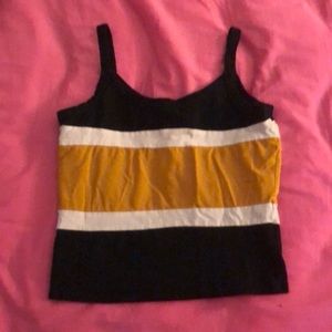 medium tank top/crop top